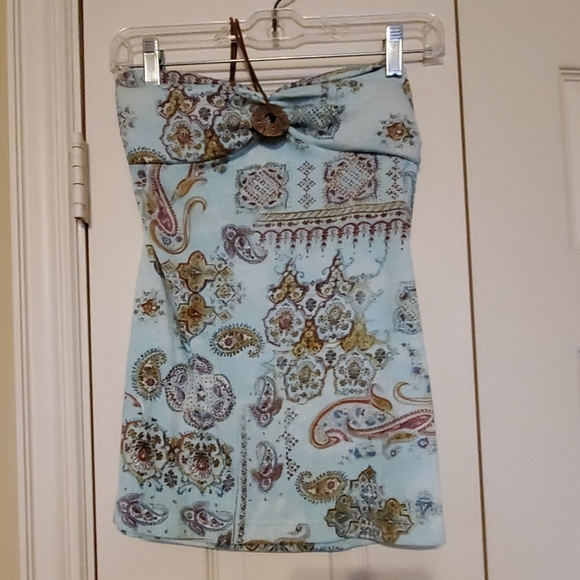 Adorable strapless summer tank - Picture 1 of 3